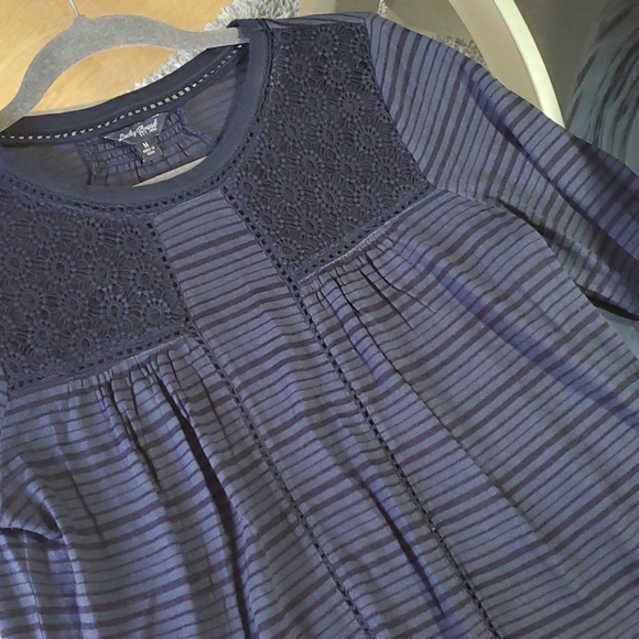 Lucky Brand Top - Picture 9 of 9